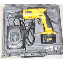 DEWALT 12V CORDLESS DRYWALL SCREWDRIVER