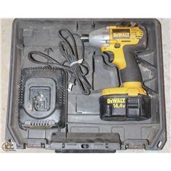 DEWALT 1/4  CORDLESS IMPACT DRIVER 14.4V