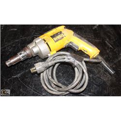 DEWALT 1/4  POWER SCREWDRIVER