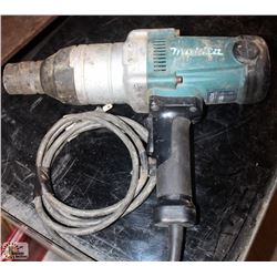 MAKITA 1" IMPACT WRENCH