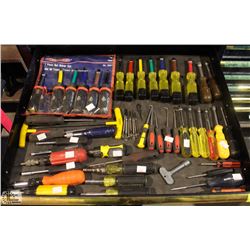APPROX. 25 NUT DRIVERS & SPECIALITY SCREWDRIVERS