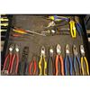 Image 1 : ASSORTED PLIERS, TIN SNIPS , METAL PUNCHES & WIRE