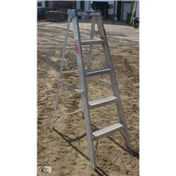 5 FOOT LITE ALUMINUM STEP LADDER