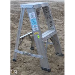 2 FOOT BON ALUMINUM STEP LADDER