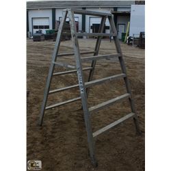 6 FOOT STURDY SAWHORSE/LADDER