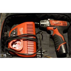 MILWAUKEE 1/4" COMPACT DRIVER 12 V