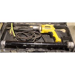 DEWALT SCREWDRIVER WITH 2 QUIK DRIVE