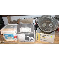 LOT OF ASSORTED FASTENERS