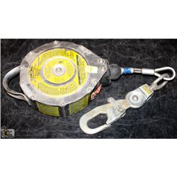 MSA DYNA-LOCK SELF RETRACTING LANYARDS