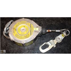 MSA DYNA-LOCK SELF RETRACTING LANYARDS