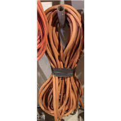 2 ASSORTED LENGTH HEAVY DUTY AIR HOSES
