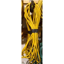 2 ASSORTED LENGTH HEAVY DUTY AIR HOSES