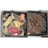 Image 1 : CRATE OF ASSORTED GAUGE CHAINS & TOTE OF ASSORTED