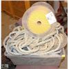 Image 1 : TOTE OF ASSORTED ROPES