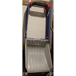LOT OF 6 SLIDING SNOW SHOVELS