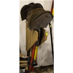 LOT OF 7 SHORT HANDLE SPADE SHOVELS