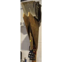 LOT OF 6 MEDIUM SIZE SQUARE PAN HEAD SHOVELS