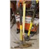 Image 1 : LOT OF 3 ASSORTED PICKAXES