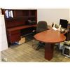 Image 1 : "U" SHAPED DESK W/ HUTCH & CHAIR