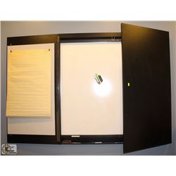 WALLMOUTED WHITEBOARD