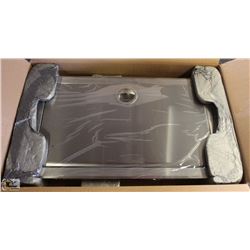 STAINLESS STEEL HORIZONTAL RECESSED BABY