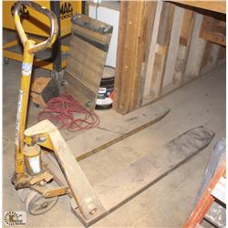 PALLET JACK