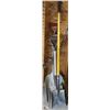 Image 1 : LOT OF 4 ASSORTED SHOVELS