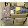 Image 1 : 1.5 BOXES OF DRYWALL MUDS & ASSORTED SCREW,
