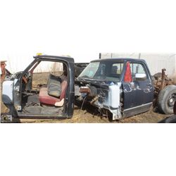 LOT OF ASSORTED DODGE TRUCK PARTS INCLUDING