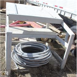 WOODEN MOBILE ON-SITE BLUEPRINT TABLE &