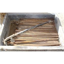 BOX OF STEEL CONCRETE PINS