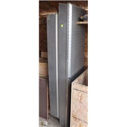 1 ALUMINUM TRUCK TOOL BOX