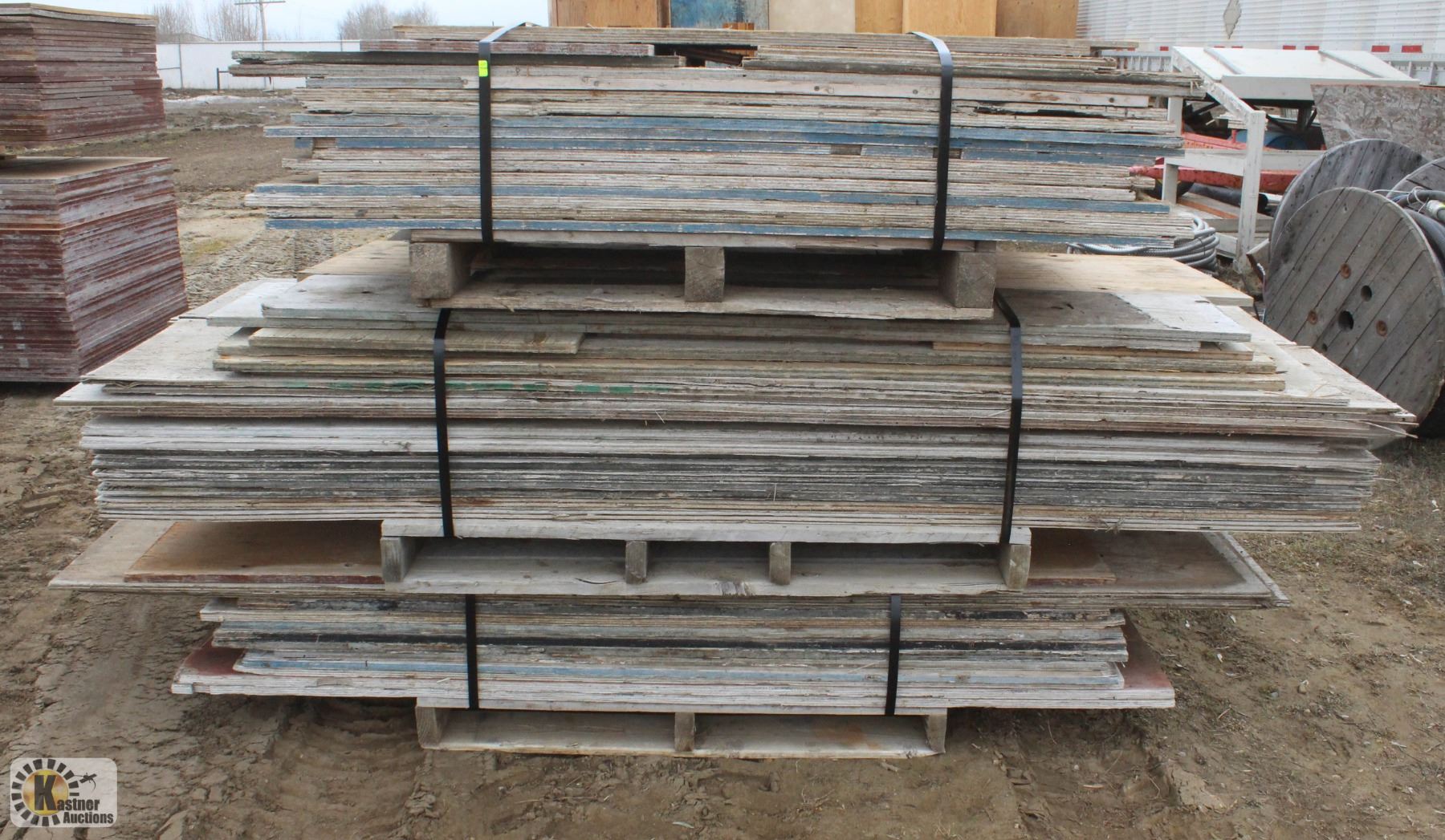 3 STACKS OF ASSORTED CONCRETE FORMWORK PLYWOOD