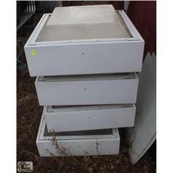 4 FLUORESCENT HIGH BAY LIGHTS