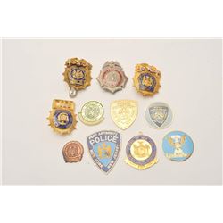 18DC-10 BADGE  PLAQUE LOT