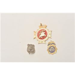 18DC-23 HONOR LEGION BADGE