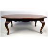 Image 1 : A QUEEN ANNE STYLE OVAL TOP LOW TABLE