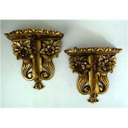 A PAIR OF GILTWOOD WALL BRACKETS