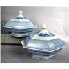 Image 1 : A PAIR OF BLUE AND WHITE EARTHENWARE COVERED SERV