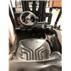 Image 4 : Linde E25 ForkLift (2005) 5000lbs for outside / Battery 80v not included but many choices available