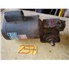 Image 1 : Motor 1/2HP 230v 1phwith Reducer radio 36:1