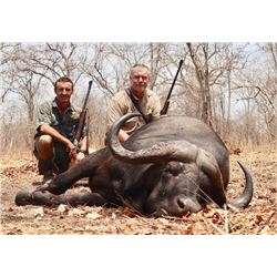 Legadema Hunting Safaris - Cape Buffalo, Hippo & Crocodile (12-16 ft) - Mozambique