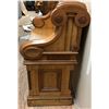 Image 2 : OAK CHURCH PEW - 35" L x 20" D
