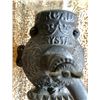 Image 2 : ANTIQUE ARCADE CRYSTAL WALL MOUNT COFFEE GRINDER