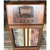 Image 1 : SIMPSON'S FLOOR MODEL VINTAGE RADIO