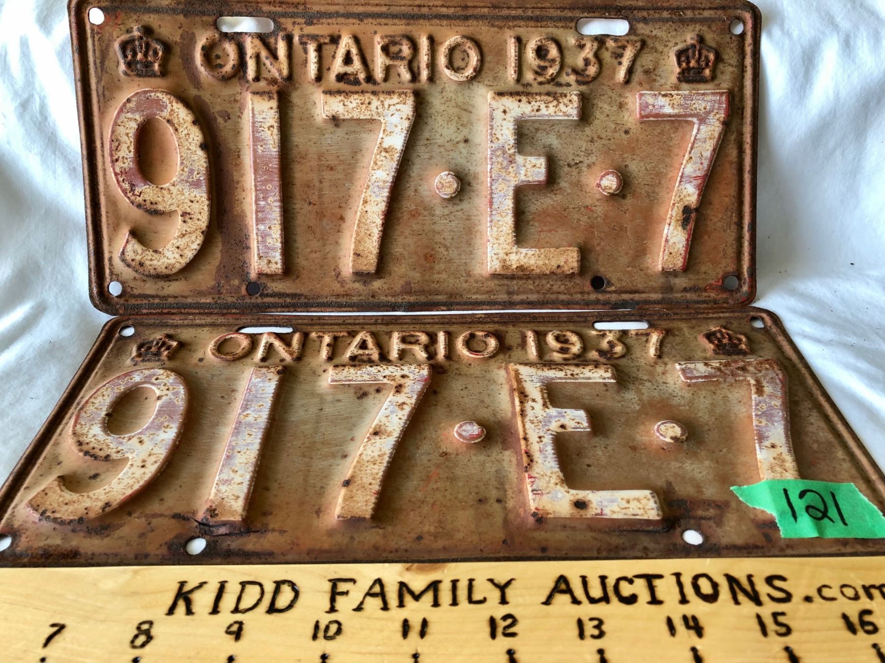 PAIR OF 1937 ONTARIO LICENCE PLATES