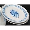 Image 28 : Large Set of Italian Blue & White China: Serveware, Dishware, Tureen, Tea/Coffee Serveware