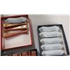 Image 2 : 2 Sets of Lacquered Chopsticks
