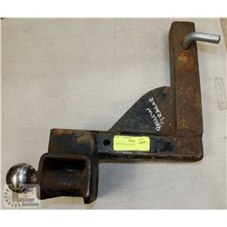 TRAILER BALL HITCH