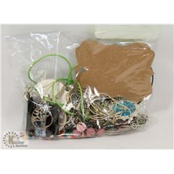 LOT OF 20 ASSORTED NECKLACES